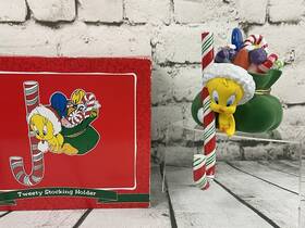 Warner Brothers Studio 447990132005 Vintage Tweety Bird Christmas Mantle Stocking Holder Bros Looney Tunes Lg