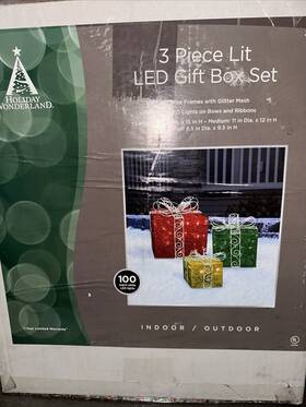 5003231 Winter Wonder Lane Holiday Wonderland 3 Piece Lighted Christmas Gift Box Set Yard Decoration New