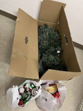 87305079 Wondershop Slim Virginia Pine Pre-lit Christmas Tree - 6 Height With Lights And Ornaments