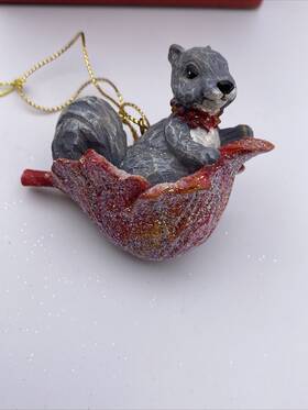 00-749-0 Woodland Christopher Radko Carved Squirrel 2000 Winds Christmas Ornament
