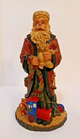81080 World Bazaar Holiday Collection Old Santa Victorian Resin Statue Christmas