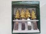 Set Of 4 Boston Warehouse Christmas Tree Stainless Steel Spreaders Knives. Fixed Price $17.99.