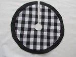 Small Table Top Christmas Tree Skirt 12" Black White Check Pbk 111317 New. Fixed Price $16.50.