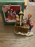 Isn't It Beautiful Department 56 Christmas Story Village 805033 Accessory Lamp. Fixed Price $25.46.