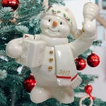 Lenox Snowman With Present And Bell 2012 Annual Christmas 6 Holiday Figurine. Fixed Price $16.95.