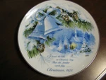 Vintage "1978" American Greeting Commemorative Christmas Plate Genuine Porcelain. Fixed Price $16.99.