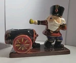 Yankee Candle Nutcracker Canon 6.5" Tea Light Holder Christmas 1180508. Fixed Price $9.00.