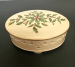 Lenox Holly Berry Trinket Dish Lid White Gold Trim Pierced Christmas 4" 3". Fixed Price $22.00.