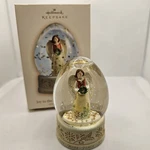 New Hallmark Keepsake Snow Water Globe Joy To The World 2007 Special Edition Box. Fixed Price $20.00.