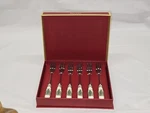 Lovely Spode Christmas Tree Set Of 6 Pastry Cake Forks New Presentation Box. Fixed Price $22.56.