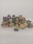 Mini Giftco Christmas Holy Nativity Set 11 Pc. Resin Polystone Figurines. Fixed Price $16.00.