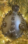 Mark Roberts King's Jewels Queens Pearl Finial Ornament 7 Inches W/ Original Box. Fixed Price $120.00.