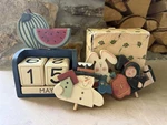 Vintage Wooden Block Perpetual Calendar 4 Seasons Interchangeable Complete. Fixed Price $19.99.