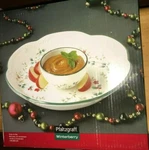 New Pfaltzgraff Winterberry 109-660 Chip 'n Dip Plate & Bowl Set Original Box. Fixed Price $24.99.
