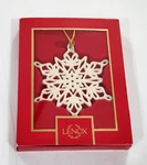 New Lenox Ivory Porcelain 2024 Fantasies Snowflake Ornament #895772. Fixed Price $28.00.