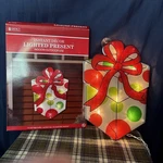 Lighted Present Christmas Window Decor Impact Innovations Indoor/outdoor S3. Fixed Price $24.99.
