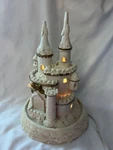 Vintage Trendmasters Christmas Magic Ceramic Light Up Snow Castle Exc. Fixed Price $40.50.