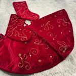 Unbranded Red Gold Velvet Beaded Star Christmas Tree Skirt Stockings. Fixed Price $31.99.
