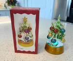 Ganz 6 Glass Light Up Christmas Tree With 12 Ornaments. Fixed Price $10.00.