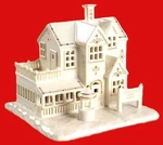 Lenox Mistletoe Park Lodge Mint Box 2014. Fixed Price $137.99.