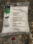 Soft Snow Artificial Flakes 2.5 Qts Quarts Christmas Village Crafting Bag. Fixed Price $6.00.