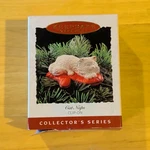 Hallmark Keepsake Cat Naps Clip-on Ornament Christmas 1995 Mpn 05097. Fixed Price $20.00.
