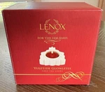 Lenox Holidays Yuletide Glowlite Tree Tea Light Christmas Shape New. Fixed Price $9.00.
