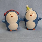 Target Holiday 2008 Penguin Salt Pepper Shakers Set Be Merry Blue. Fixed Price $11.99.