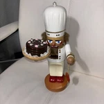 Steinbach German Nutcracker Chef Cake Handmade Wood #1067 W/tag. Fixed Price $130.00.