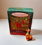 Hallmark 2001 Scooby-doo Miniature Christmas Ornament Keepsake Collectible. Fixed Price $10.35.