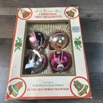 Vtg Commodore Hand Decorated Glass Christmas Tree Ornaments Original Box Ny. Fixed Price $25.00.