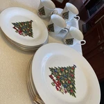 Sea Gull China Vtg Christmas Tree Collection Dinnerware Set Box 16 Piece (4). Fixed Price $39.96.