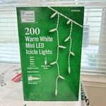 Home Accents Holiday 200 Ct Warm White Mini Led Icicle Set 17.5 Ft. Fixed Price $19.98.