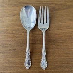 Set Of 2 Serving Spoon Fork Wm. Rogers Mfg. Co. Silverplate "grand Elegance". Fixed Price $24.99.