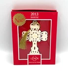 Lenox 2013 Snow Fantasies Cross Christmas Holiday Ornament Nib. Fixed Price $9.99.