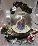 Vintage Special Times Musical Water Globe Christmas Nativity Retired W/box. Fixed Price $29.97.