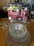 Vtg Tannenbaum Arcoroc France Christmas Tree Holly Glass 14PIECE Dinner Set. Fixed Price $47.00.