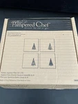 The Pampered Chef Holiday Appetizer Plates (set 4) 2808 6" Christmas Tree New. Fixed Price $14.95.