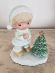 Homco Christmas Snow Kids Figurine Praying Xmas Tree Bisque Vtg 5613. Fixed Price $6.39.