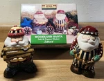 Debbie Mumm Sakura Woodland Santa Salt Pepper Shakers Christmas Holiday Nos. Fixed Price $9.74.