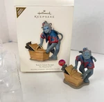 Hallmark Keepsake 'toto Great Escape', Wizard Of Oz Christmas Ornament 2007. Fixed Price $54.00.