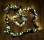 Glitzhome Pre-lit Snow Flocked Christmas 9' Garland+matching 24" Wreath Set Euc. Fixed Price $49.95.