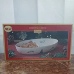 Spode Christmas Tree Large Divided Server Made Of Porcelain 9-INCH Tray. Fixed Price $17.99.