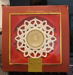 New Lenox Lights Shine Snowflake Votive W/ Tealight Candle Porcelain Gold. Fixed Price $18.99.
