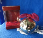 Lenox Silver Plated Holiday Giving Ball Friend To Snowflakes. Fixed Price $14.95.