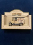 Lledo Days Gone - DG50016 Bull Nose Morris Van Tom Smith Christmas Crackers. Fixed Price $6.78.