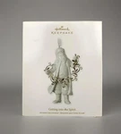 Vtg 2011 Hallmark Keepsake Santa Getting Into The Spirit 5IN ORNAMENT-AM-514-10. Fixed Price $12.88.