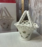 Nib Mikasa Basket Christmas Holly Berry Holiday Lace Porcelain 7 1/2" Free Ship. Fixed Price $22.49.