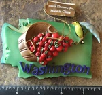Washington Evergreen State Vtg Resin Christmas Ornament Roman 2001 Apples Finch. Fixed Price $12.99.