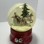 Martha Stewart Everyday 2002 Musical Snow Globe "sleigh Ride. Fixed Price $19.99.